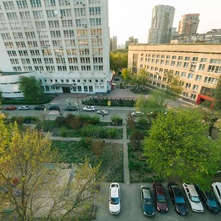 Уютная Студия На Метро Печерская В Центре Киева 키예프 외부 사진